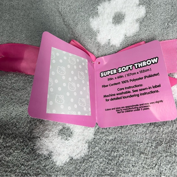 Hello kitty bundle - Picture 5 of 5